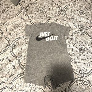 INFANTS' NIKE JDI ROMPER